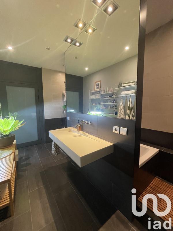 Appartement - 86 m² - 3 pièces