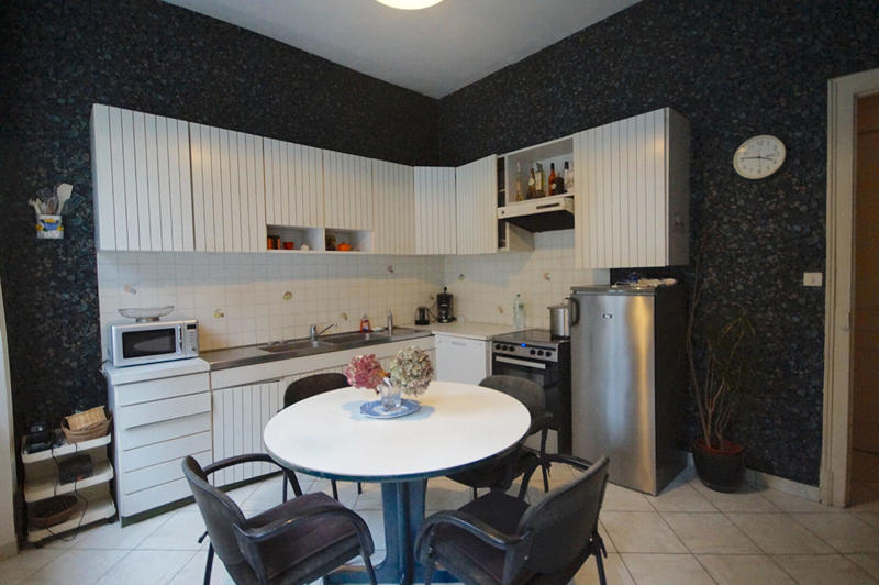 Maison de ville - 232 m² - 9 pièces