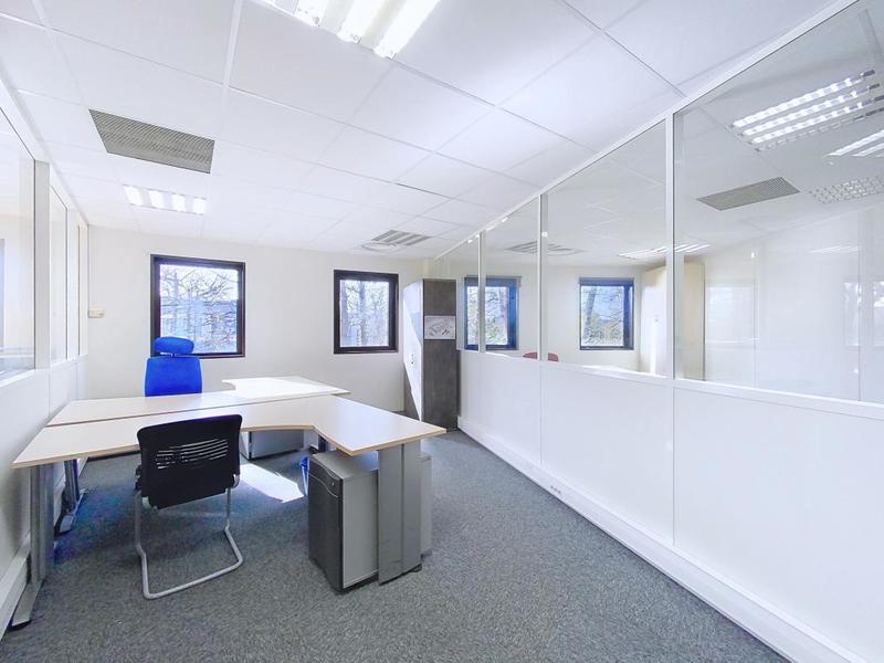 Bureau - 488 m²