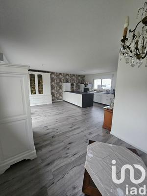 Maison - 104 m² - 4 pièces