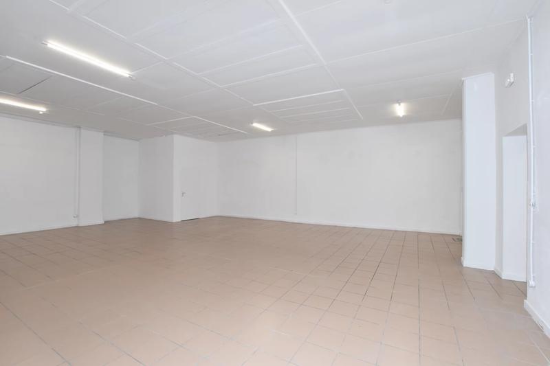 Local commercial - 192 m² - 4 pièces
