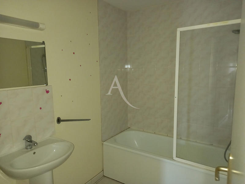 Maison - 98 m² - 5 pièces