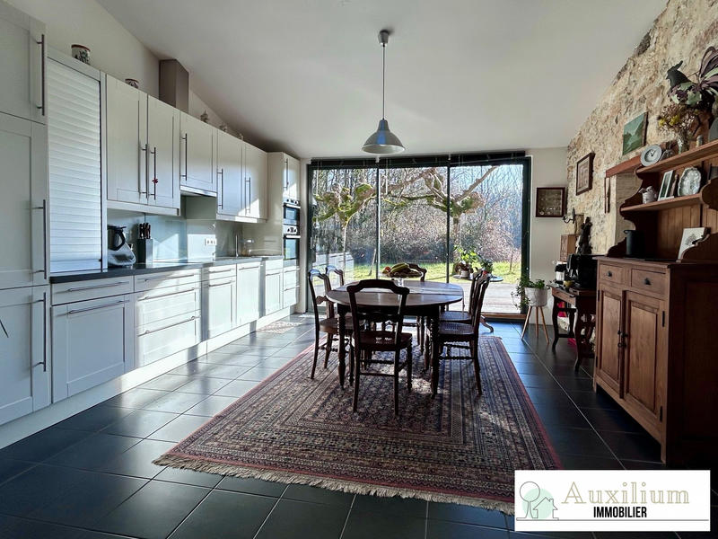 Maison ancienne - 196 m² - 9 pièces