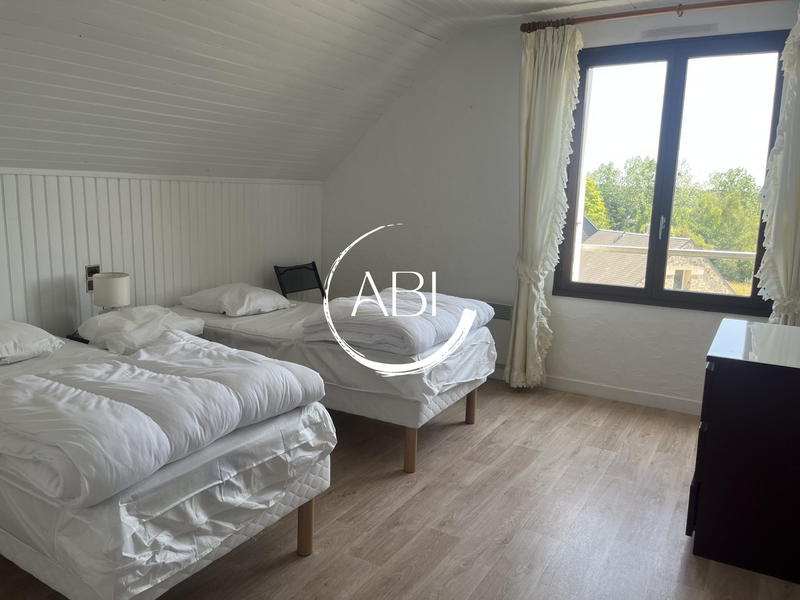 Appartement - 90 m² - 4 pièces