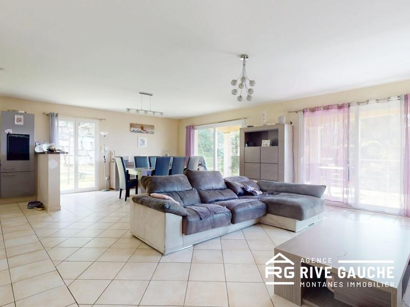 Maison - 144 m² - 6 pièces