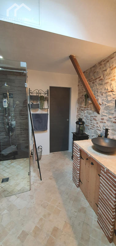 Maison - 110 m² - 4 pièces