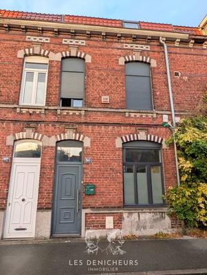 Immeuble - 130 m² - 6 pièces