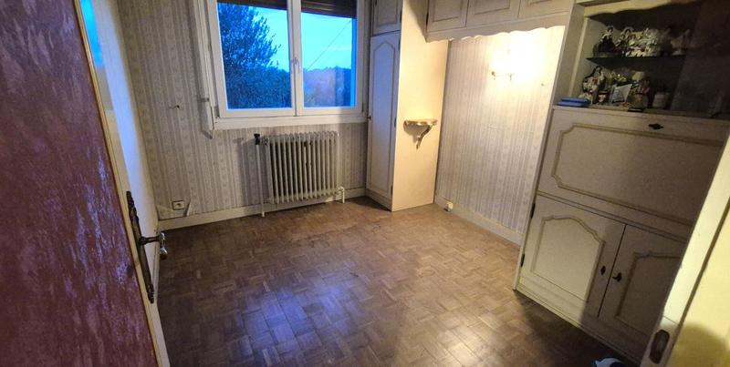 Maison - 164 m² - 9 pièces