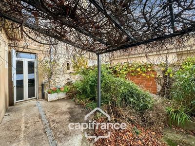 Maison - 332 m² - 15 pièces