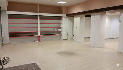 Local commercial - 180 m² - 4 pièces