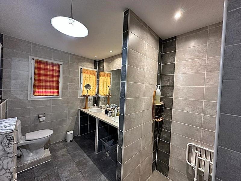 Maison - 176 m² - 5 pièces