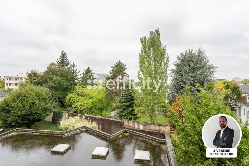 Appartement - 79 m² - 4 pièces