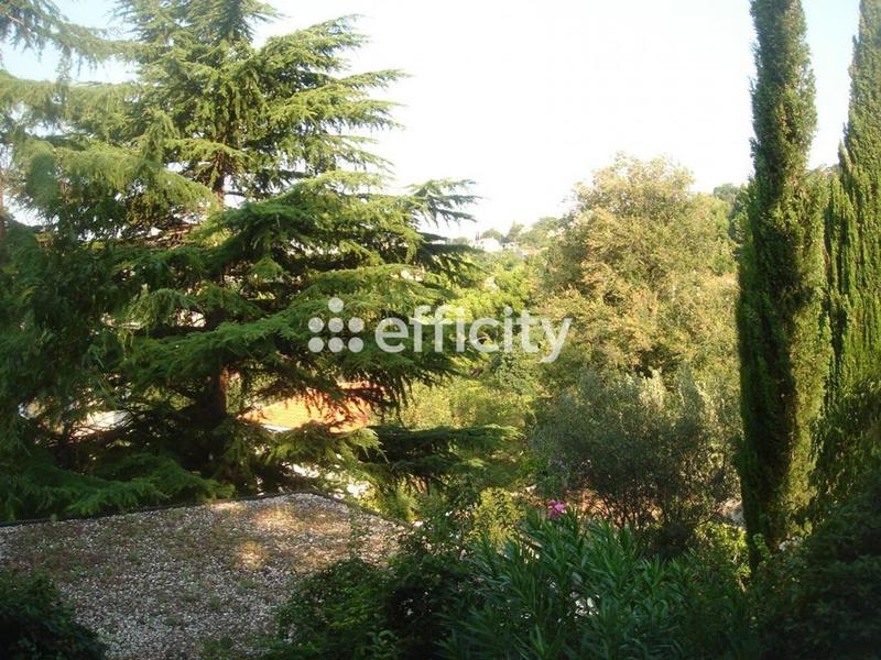 Maison - 174 m² - 5 pièces