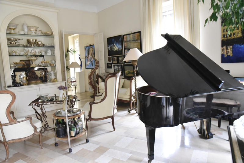 Appartement - 283 m² - 6 pièces