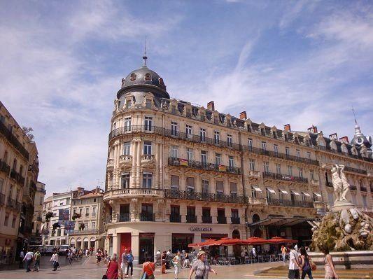 Bureau - 140 m² - 6 pièces