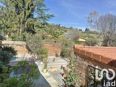 Maison - 187 m² - 7 pièces