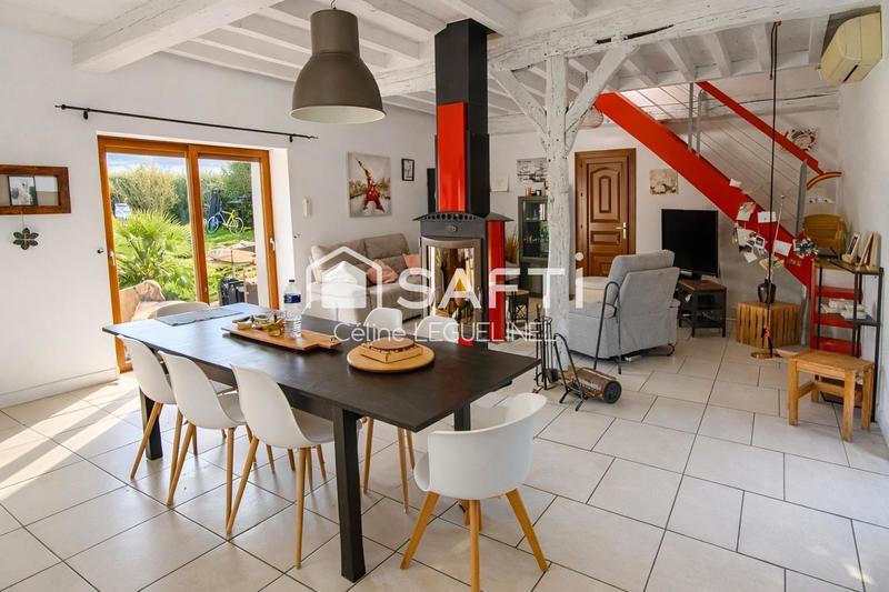 Maison - 204 m² - 7 pièces