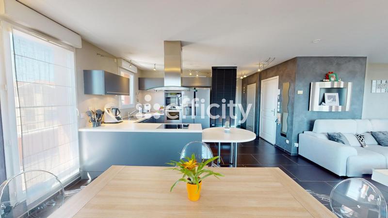 Appartement - 108 m² - 5 pièces