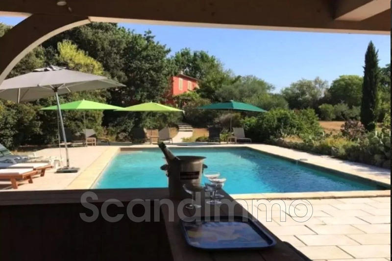 Villa - 195 m² - 7 pièces