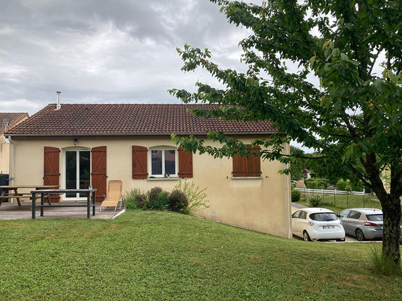 Maison - 94 m² - 5 pièces