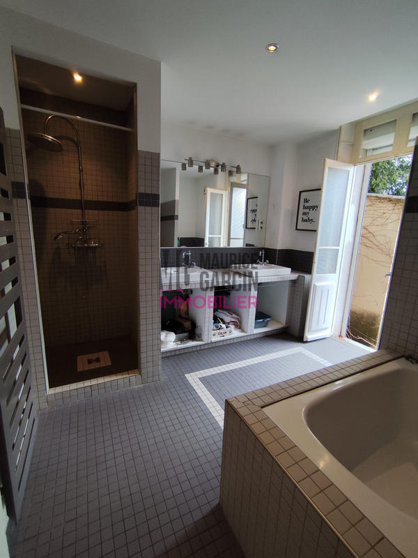 Maison ancienne - 111 m² - 4 pièces