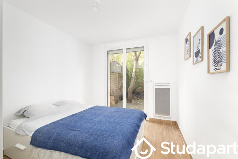 Chambre - 12 m² - 1 pièce