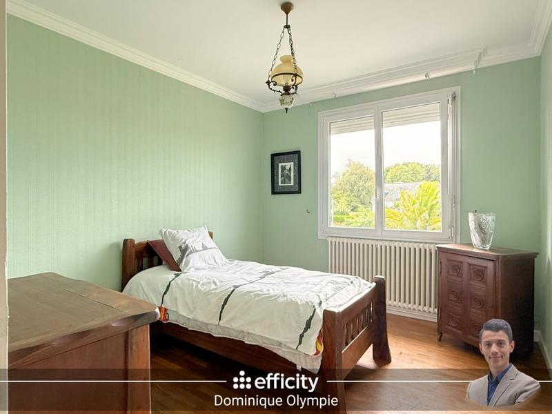 Maison - 120 m² - 8 pièces