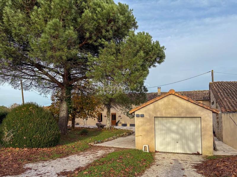 Maison - 190 m² - 6 pièces