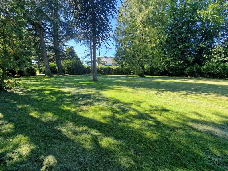 Maison - 230 m² - 9 pièces