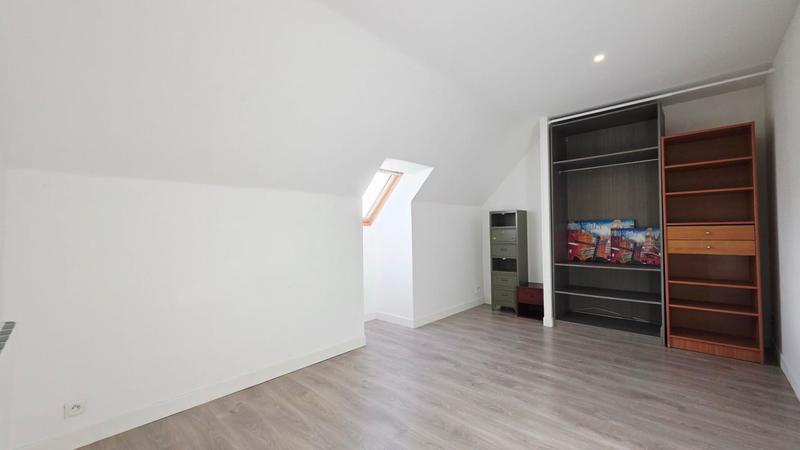 Maison - 165 m² - 6 pièces