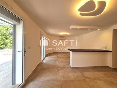 Maison - 266 m² - 7 pièces