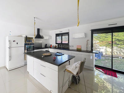 Maison contemporaine - 92 m² - 3 pièces