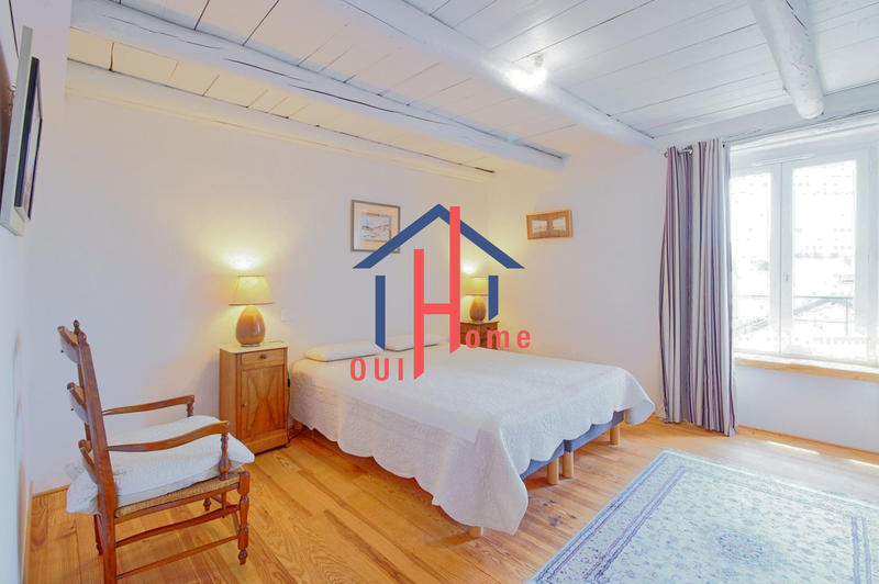 Maison ancienne - 209 m² - 6 pièces