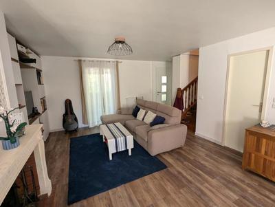 Maison - 88 m² - 5 pièces