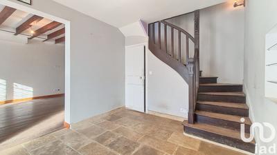 Maison - 192 m² - 7 pièces