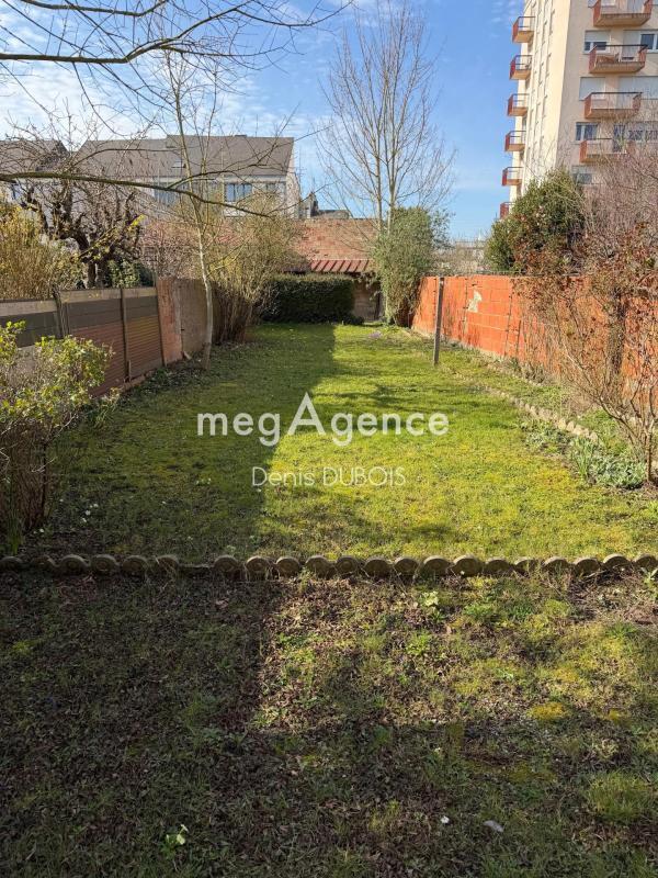 Maison - 94 m² - 5 pièces