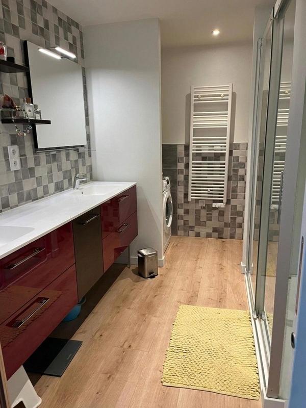 Maison - 190 m² - 8 pièces