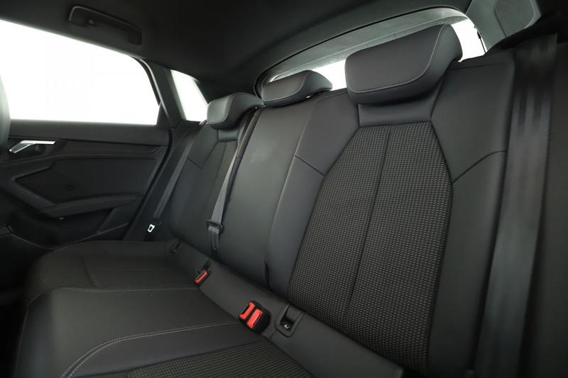 Audi A3 sportback 30 Tfsi s line 110 ch