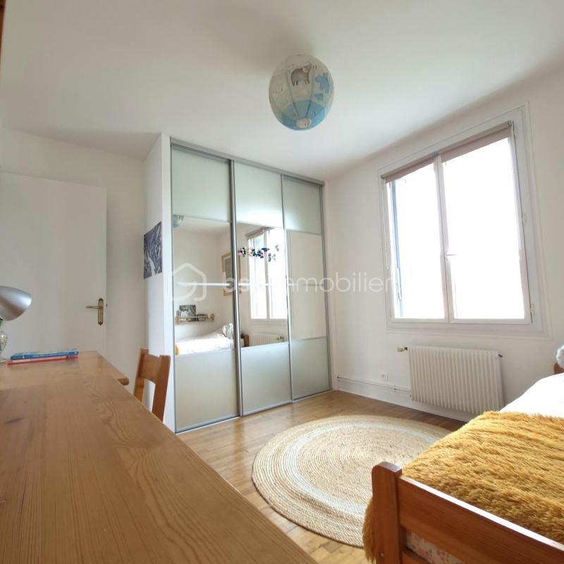 Maison - 91 m² - 5 pièces