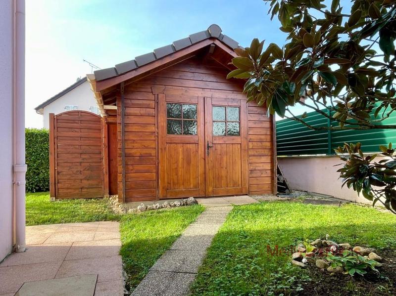 Maison - 96 m² - 5 pièces