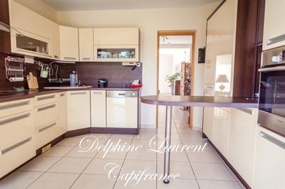 Maison - 170 m² - 7 pièces