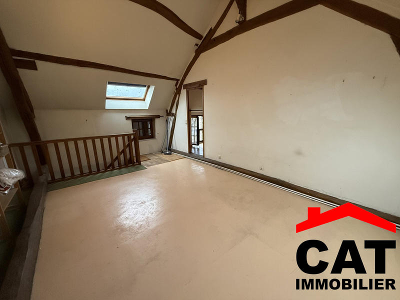 Maison - 233 m² - 7 pièces