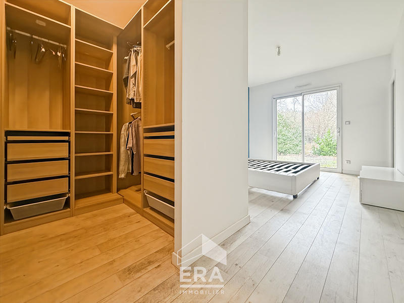 Maison - 174 m² - 7 pièces