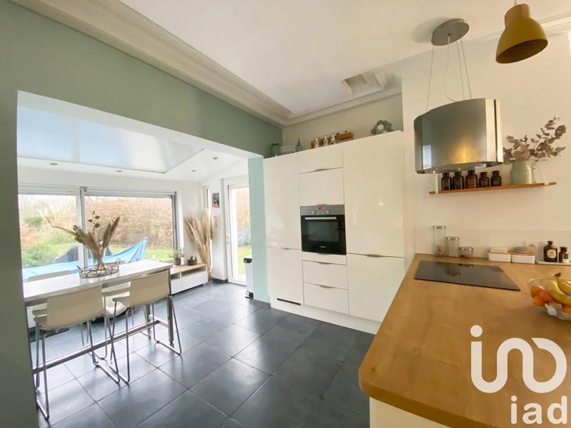 Maison - 187 m² - 9 pièces