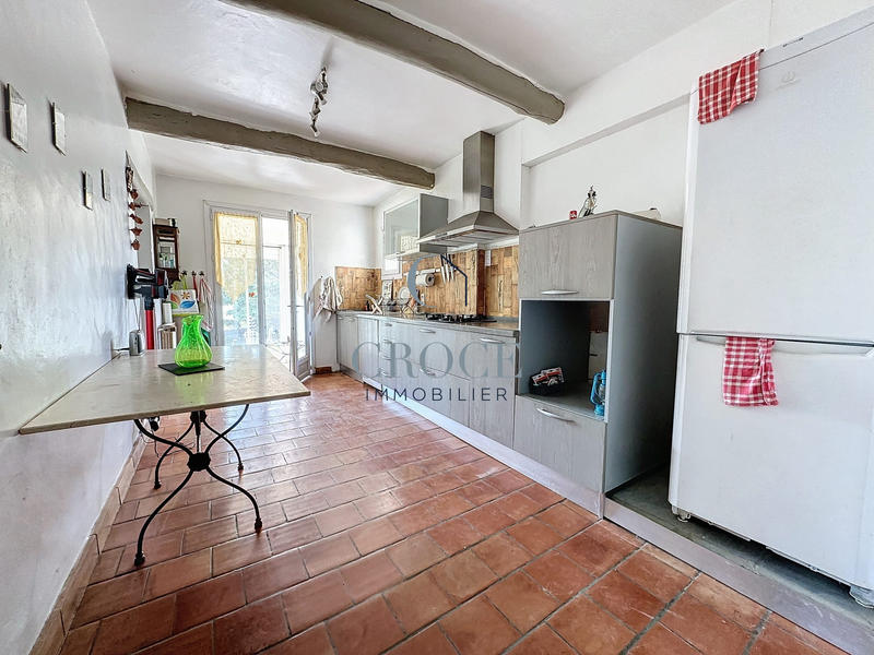 Maison traditionnelle - 236 m² - 9 pièces