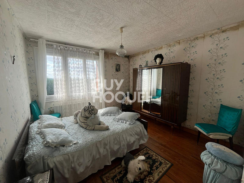 Maison - 96 m² - 6 pièces