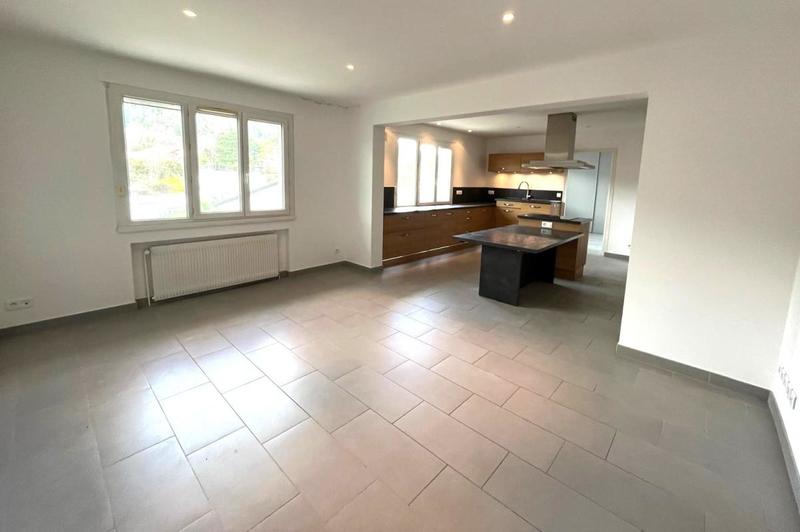 Appartement - 142 m² - 5 pièces