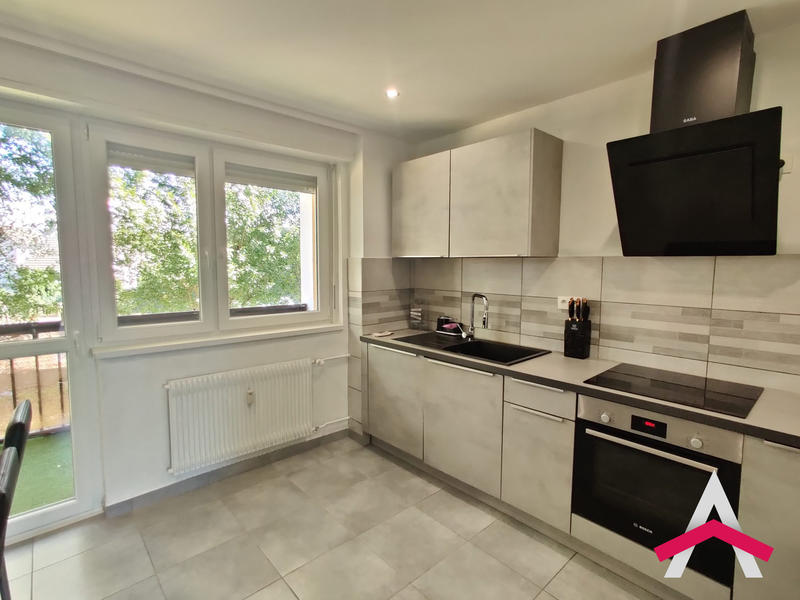 Appartement - 91 m² - 4 pièces