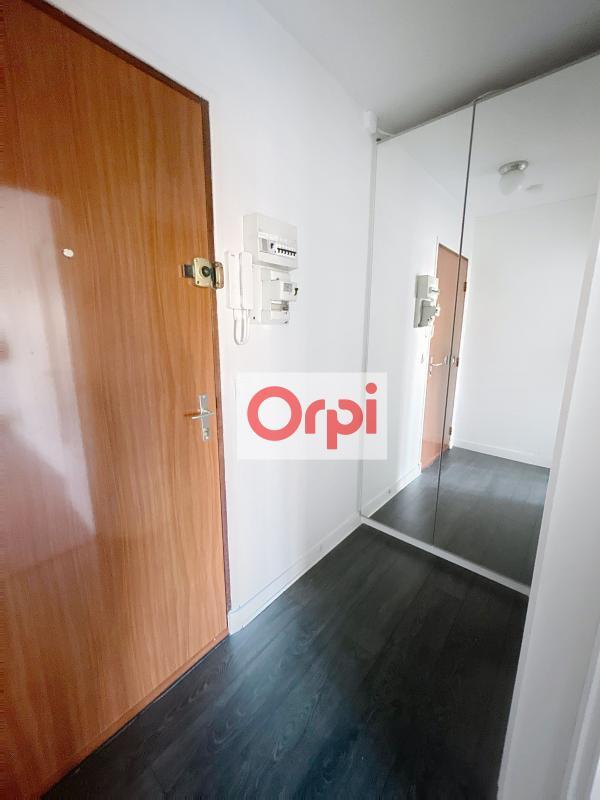 Studio - 27 m² - 1 pièce