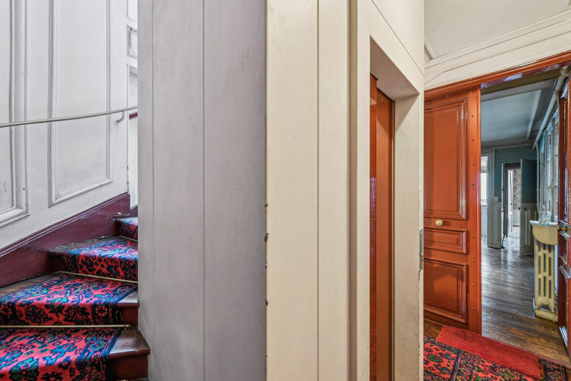 Appartement - 107 m² - 5 pièces